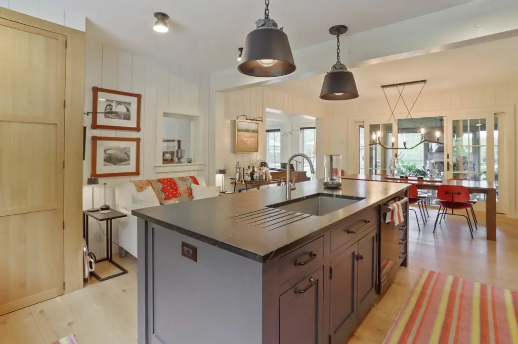 9 Ridge Hill Road Chilmark MA 02535