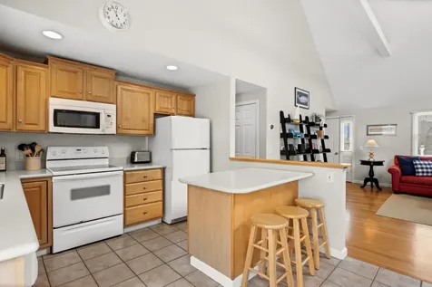 68 Twentieth Street South Edgartown MA 02539