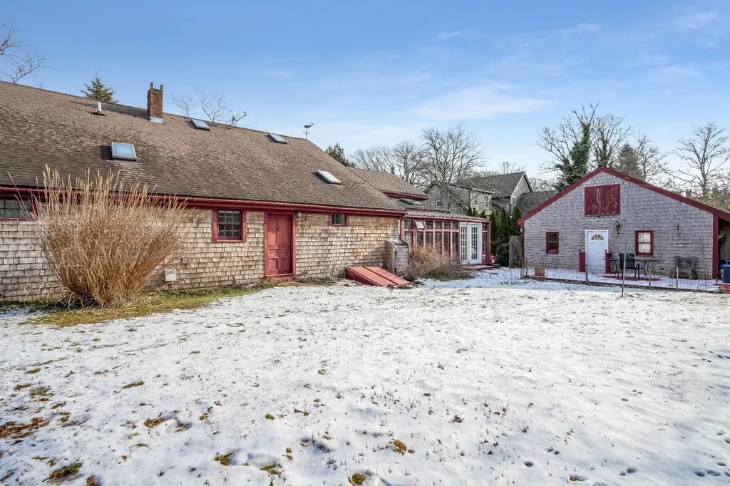 32 Norton Orchard Road Edgartown MA 02539