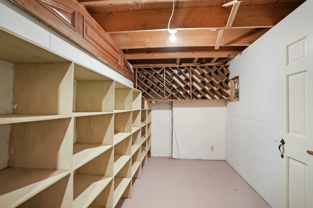 32 Norton Orchard Road Edgartown MA 02539
