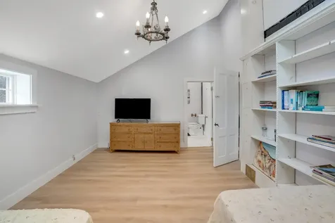 32 Norton Orchard Road Edgartown MA 02539