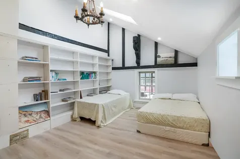 32 Norton Orchard Road Edgartown MA 02539