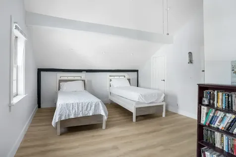 32 Norton Orchard Road Edgartown MA 02539