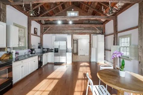 32 Norton Orchard Road Edgartown MA 02539