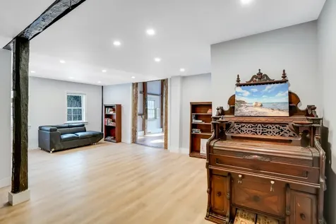 32 Norton Orchard Road Edgartown MA 02539