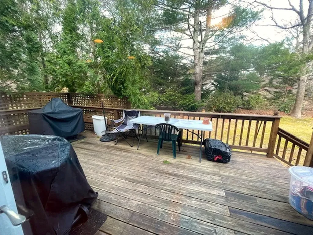 6 Stone Pound Way Oak Bluffs MA 02557