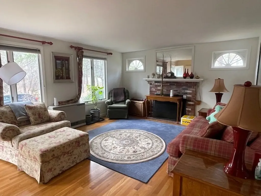 6 Stone Pound Way Oak Bluffs MA 02557