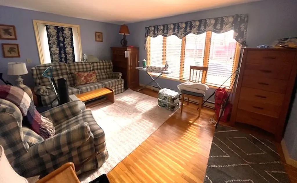 6 Stone Pound Way Oak Bluffs MA 02557