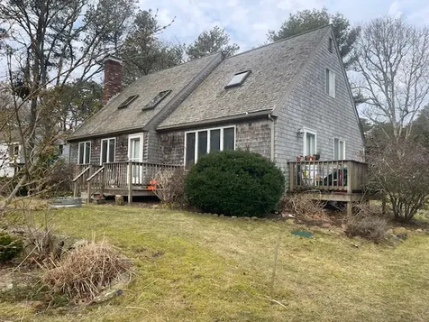6 Stone Pound Way Oak Bluffs MA 02557