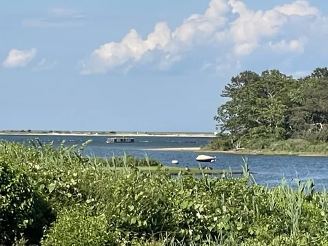 6 Stone Pound Way Oak Bluffs MA 02557