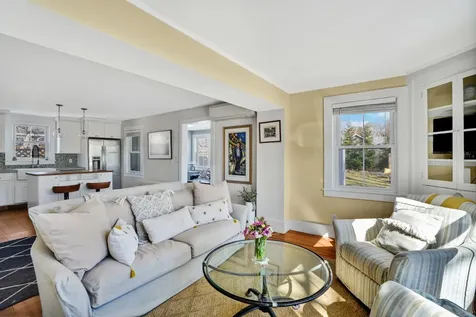 51 Summer Street Vineyard Haven MA 02568