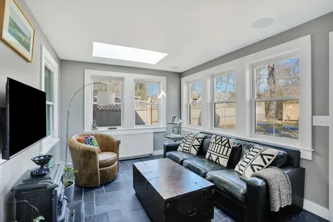 51 Summer Street Vineyard Haven MA 02568