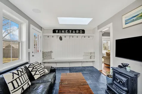 51 Summer Street Vineyard Haven MA 02568