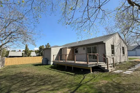 10 Winthrop Avenue Oak Bluffs MA 02557
