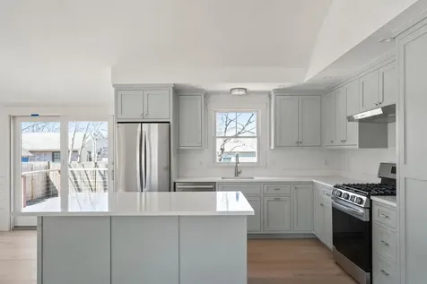 10 Winthrop Avenue Oak Bluffs MA 02557