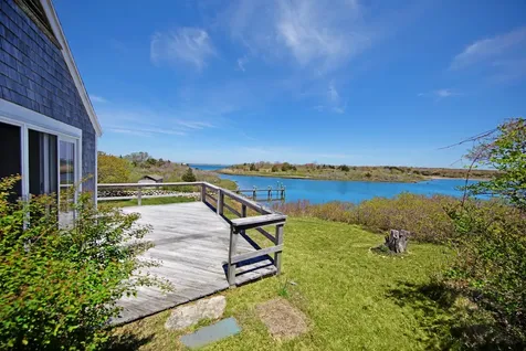 17 Chockers Lane Chilmark MA 02535