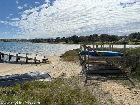 98 Farm Neck Way Oak Bluffs MA 02575