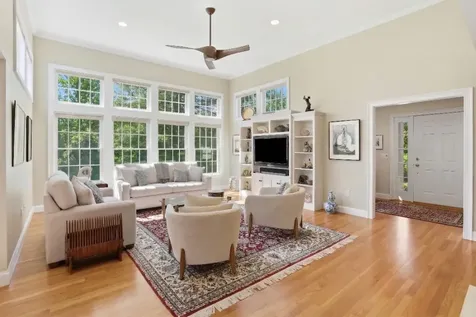 25 Bold Meadow Road Edgartown MA 02539