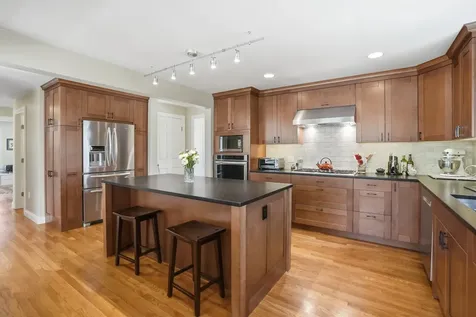 25 Bold Meadow Road Edgartown MA 02539