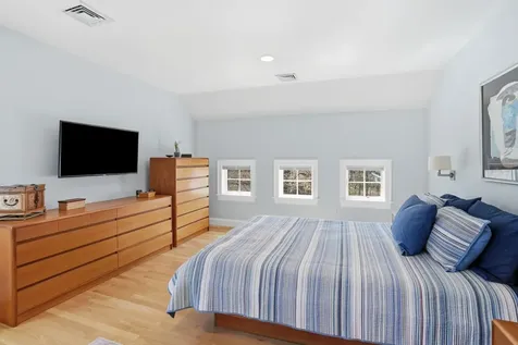 25 Bold Meadow Road Edgartown MA 02539