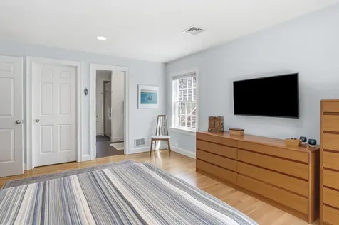25 Bold Meadow Road Edgartown MA 02539