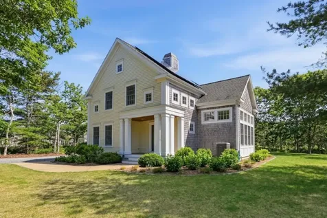 25 Bold Meadow Road Edgartown MA 02539