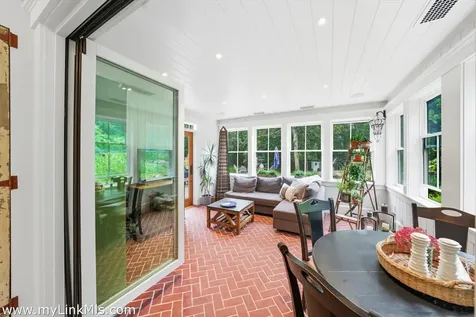 27 Clambelly Road Chilmark MA 02535