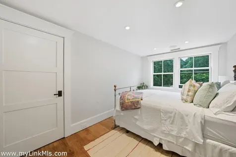 27 Clambelly Road Chilmark MA 02535