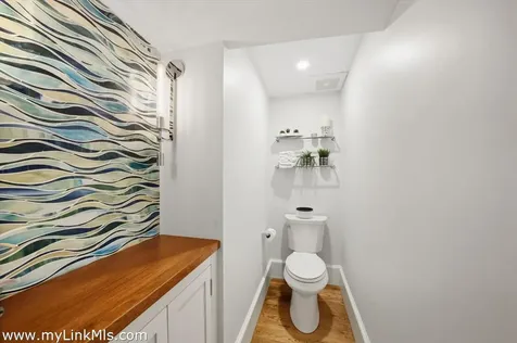 27 Clambelly Road Chilmark MA 02535