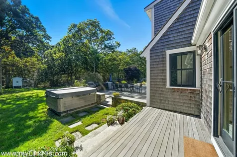 27 Clambelly Road Chilmark MA 02535