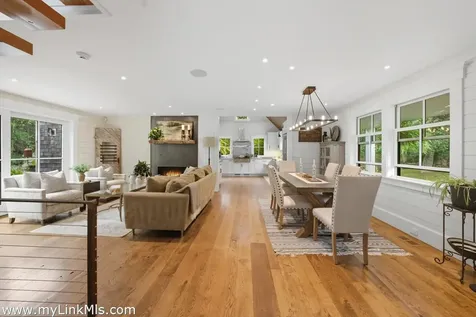 27 Clambelly Road Chilmark MA 02535