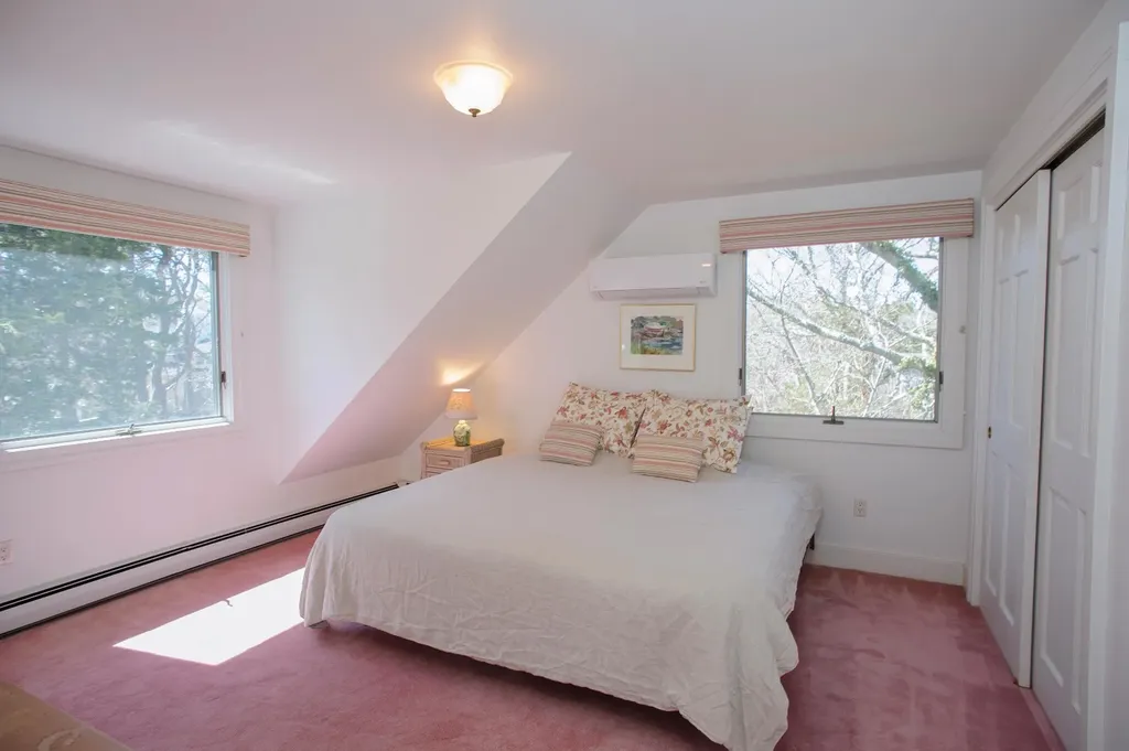 237 Lagoon Pond Road Vineyard Haven MA 02568