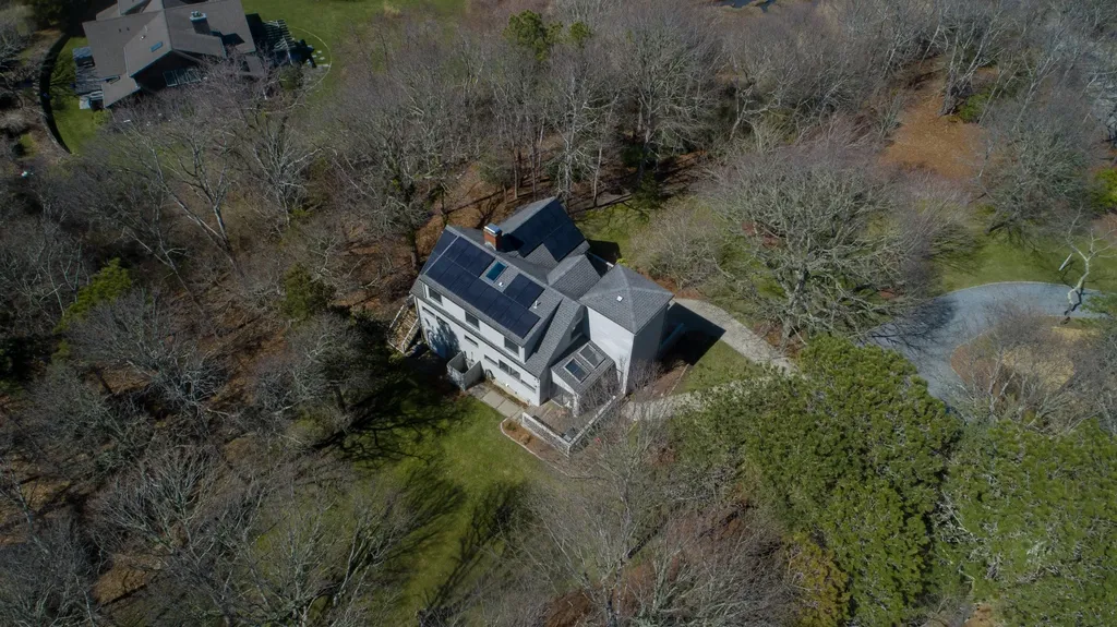 237 Lagoon Pond Road Vineyard Haven MA 02568
