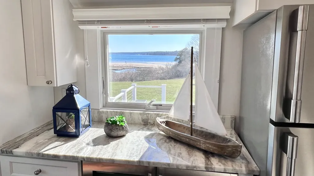 34 Windemere Road Oak Bluffs MA 02557