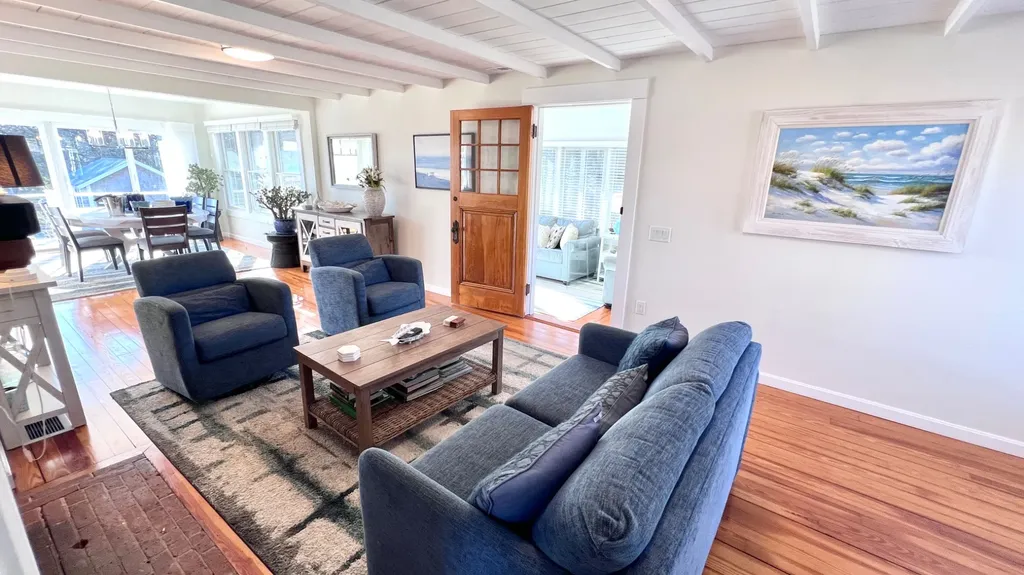34 Windemere Road Oak Bluffs MA 02557