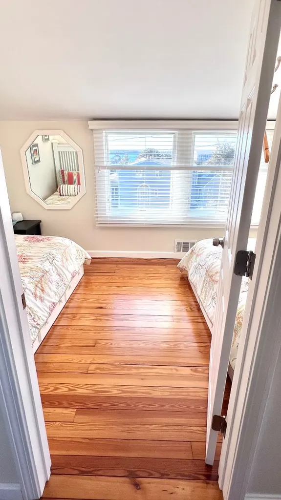 34 Windemere Road Oak Bluffs MA 02557