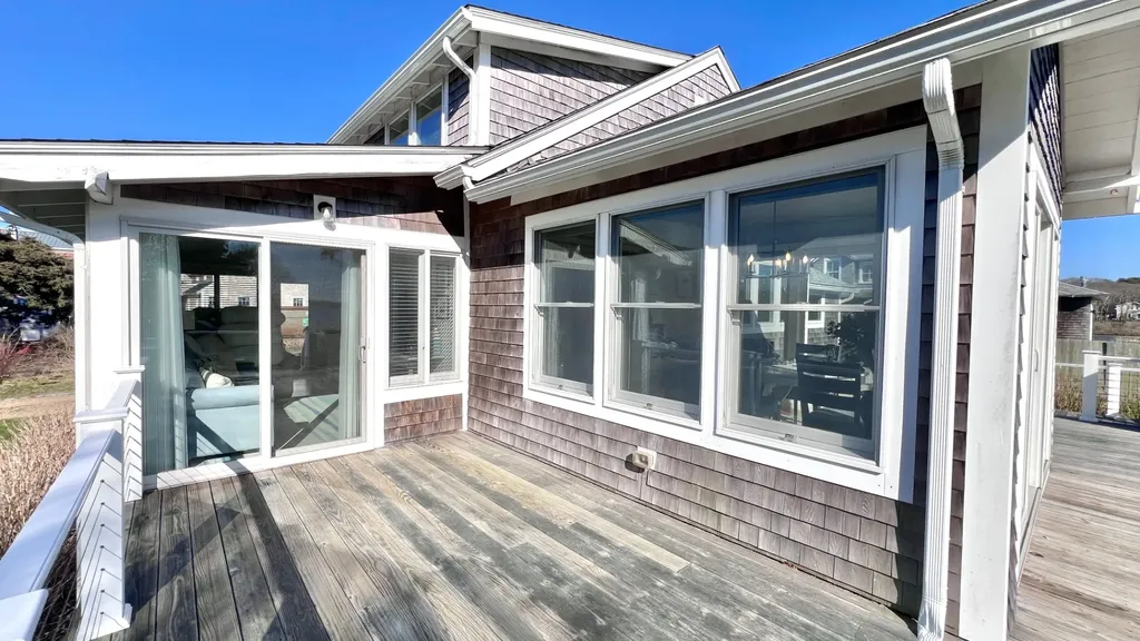 34 Windemere Road Oak Bluffs MA 02557