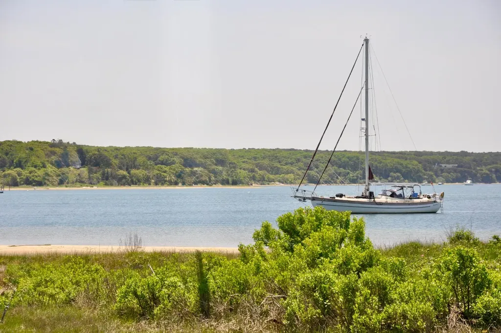 34 Windemere Road Oak Bluffs MA 02557