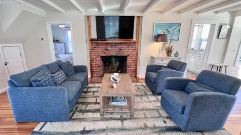 34 Windemere Road Oak Bluffs MA 02557