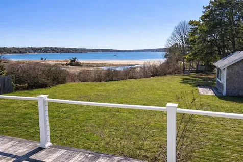 34 Windemere Road Oak Bluffs MA 02557