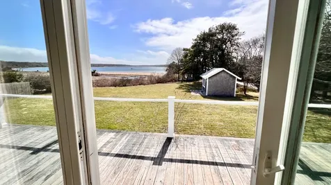 34 Windemere Road Oak Bluffs MA 02557