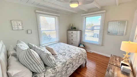 34 Windemere Road Oak Bluffs MA 02557