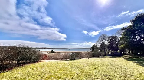 34 Windemere Road Oak Bluffs MA 02557