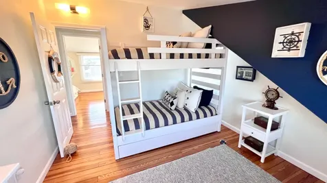 34 Windemere Road Oak Bluffs MA 02557