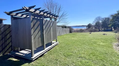 34 Windemere Road Oak Bluffs MA 02557