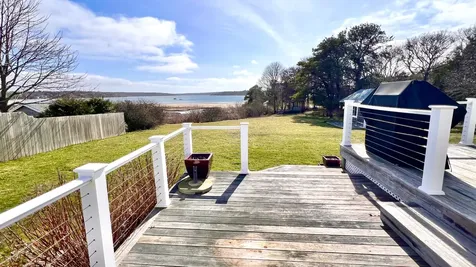 34 Windemere Road Oak Bluffs MA 02557