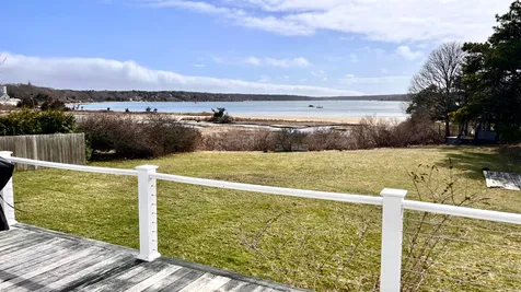 34 Windemere Road Oak Bluffs MA 02557