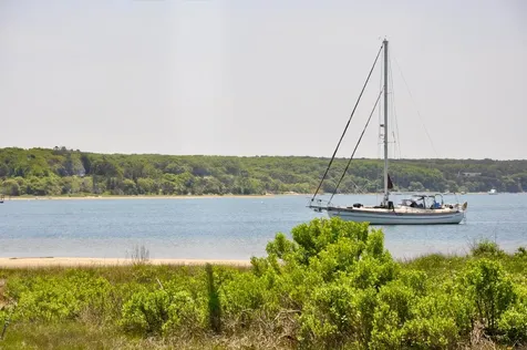 34 Windemere Road Oak Bluffs MA 02557