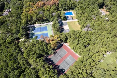 261 Sandpiper Lane Vineyard Haven MA 02568