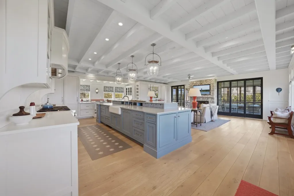 150 East Chop Drive Oak Bluffs MA 02575